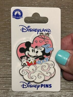 Disney Pink Mickey & Minnie Heart Cloud Enamel Pin